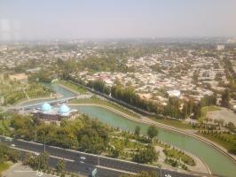 Вид на Ташкент с телевышки.