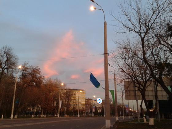 Закат. Проспект космонавтов.