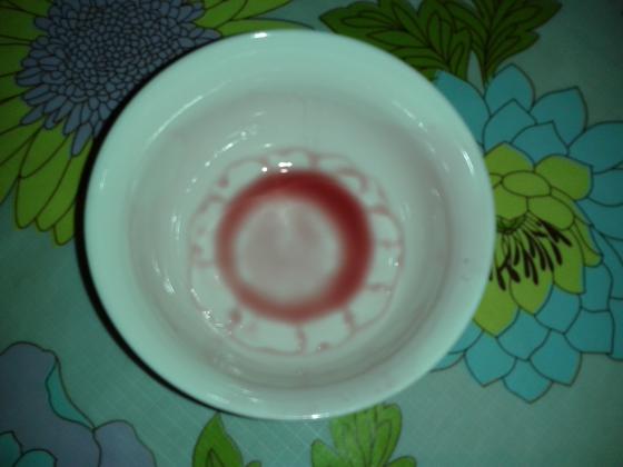 Цветы из остатков вина.                                                